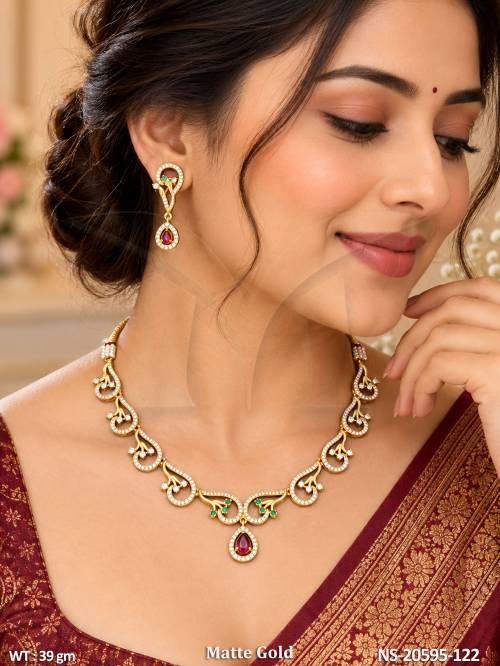 Traditional Floral Kemp Necklace and Earring Set