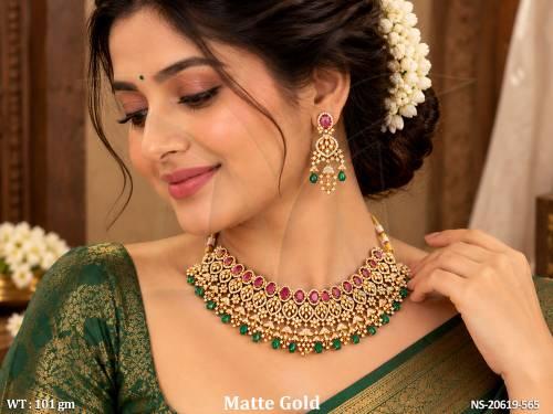 traditional-kemp-matte-gold-designer-necklace-set