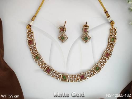 designer-nort-matte-gold-polish-fancy-style-party-wear-beautiful-kemp-jewellery-kemp-short-necklace-set-