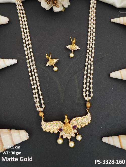 clustered-pearl-beautiful-pendant-matte-gold-polish-designer-kemp-jewellery-long-kemp-pendant-set