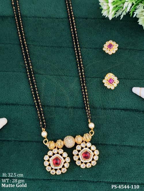 kemp-pendant-set-in-matte-gold-polish-perfect-for-festivals,-bridal-wear,-and-gifting