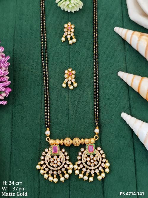 Designer Matte Gold Polish Kemp Pendant Set  