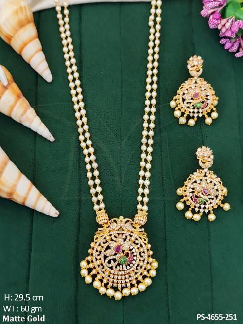 Kemp Stone Matte Gold Polish Pendant Set  
