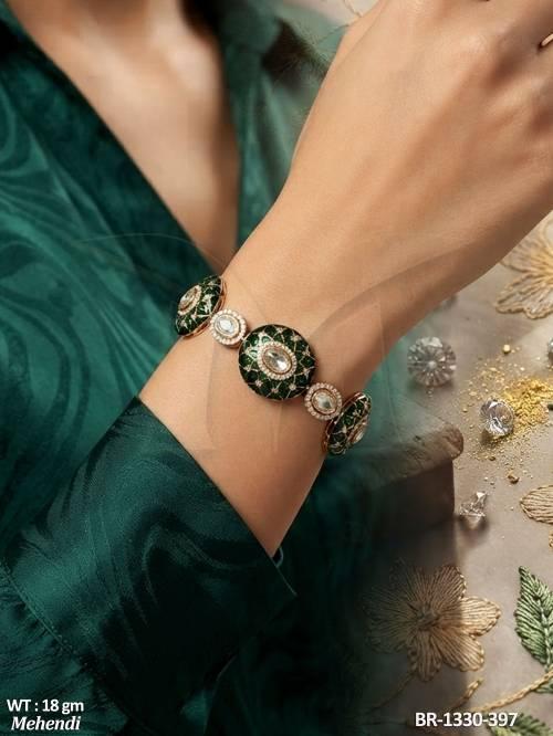 Mehendi Polish Green Kundan Designer Bracelet for Women