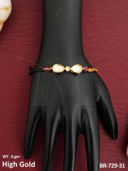 reverse-oval-shapes-stones-high-gold-polish-kundan-bracelets