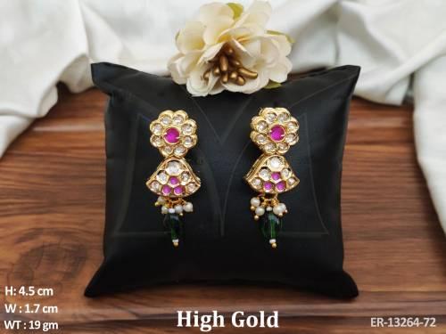 kundan-jewellery-clustered-pearl-high-gold-polish-kundan-earrings-