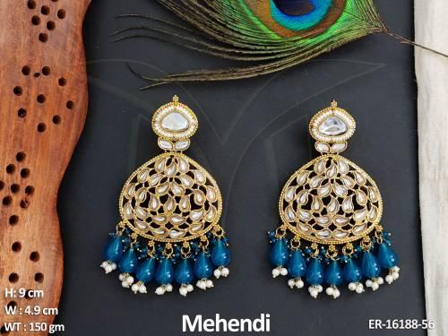 kundan-jewellery-design-mehendi-polish-fancy-earrings-