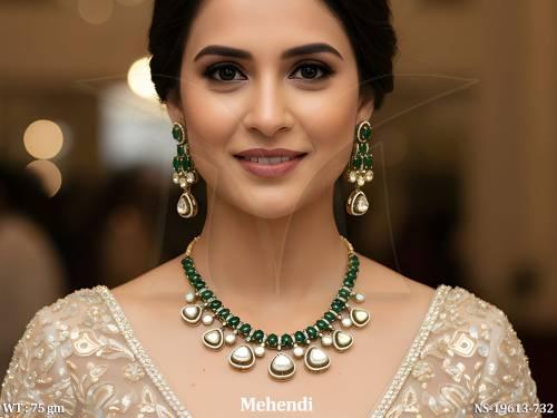 mehendi-polish-kundan-designer-necklace-set