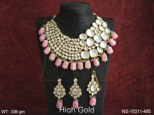 Kundan Jewelry High Gold Polish Designer Beautiful Cluster Pearls Wedding Wear Choker Kundan Necklace set