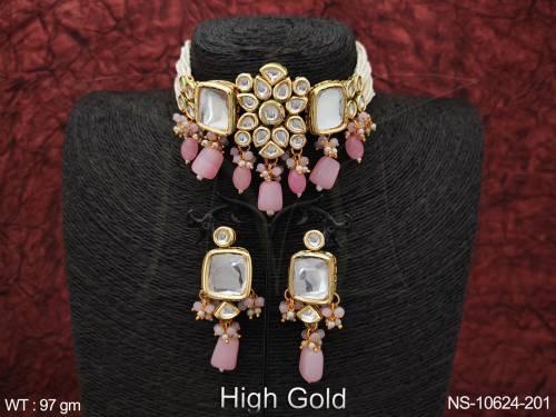 kundan-jewellery-high-gold-polish-fancy-style-party-wear-choker-style-kundan-necklace-set
