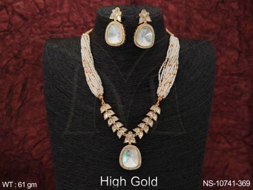 kundan-jewelry-high-gold-polish-party-wear-fancy-design-beautiful-kundan-short-necklace-set-