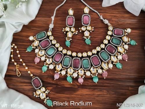 clustered-pearl-desinger-fancy-design-party-wear-kundan-stones-kundan-jewellery-kundan-choker-style-necklace-set-