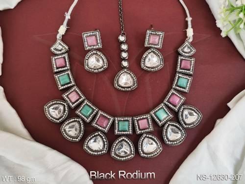 black-rodium-polish-fancy-design-kundan-stones-kundan-jewellery-short-necklace-set