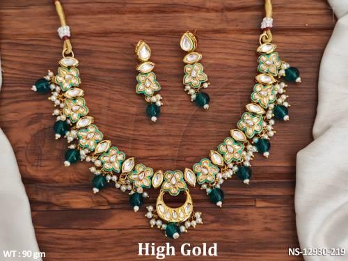 Kundan Stones High Gold Polish Beautiful Party wear Kundan Short Necklace Set  