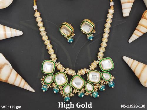 Kundan Stones Desinger High Gold Polish Beautiful Fancy style Party wear Kundan Jewellery Kundan Short Necklace Set  