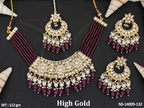 kundan-jewellery-high-gold-polish-clustered-pearl-party-wear-necklace-set-
