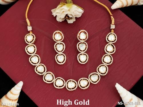 kundan-jewellery-high-gold-polish-fancy-style-necklace-set-