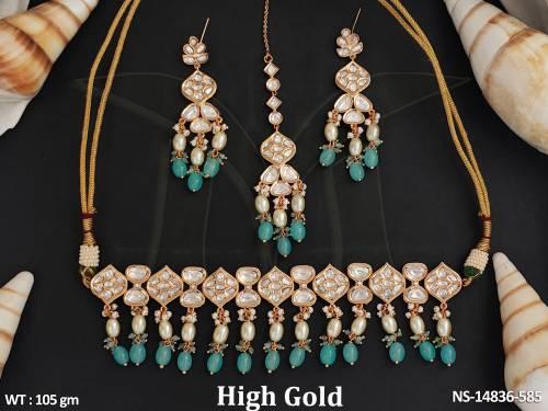 kundan-jewellery-high-gold-polish-stylish-design-kundan-short-clustered-pearl-necklace-set-