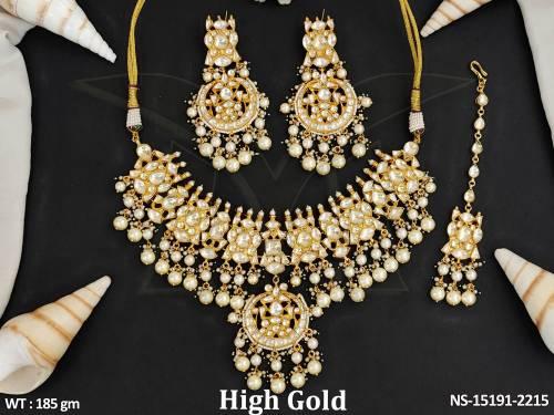 Kundan Jewellery Stylish High Gold Polish Cluster Pearl Kundan Necklace Set 