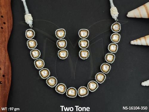 exclusive-kundan-jewellery-two-tone-polish-fancy-necklace-set