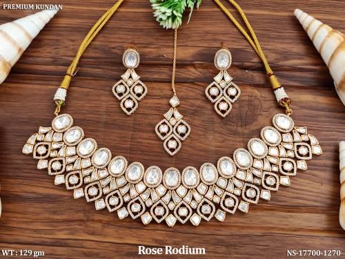 premium-wedding-kundan-necklace-set-with-earrings-&-tikka