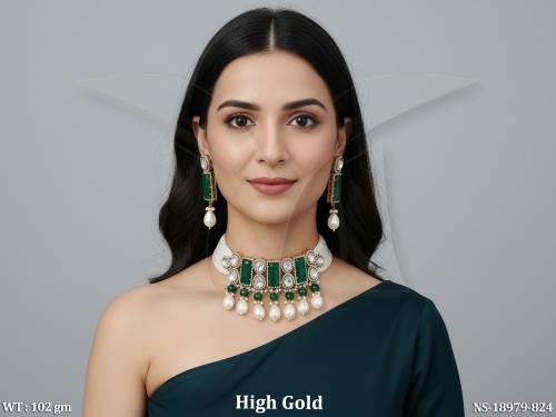 Design Beautiful High Gold Polish Full Kundan Stone Necklace Set   