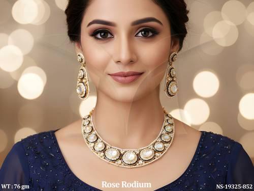 designer-kundan-necklace-set-with-matching-earrings
