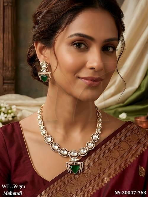 Mehendi Finish Green Kundan Necklace Set