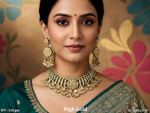 royal-bridal-kundan-choker-with-earrings-high-gold-kundan-choker-necklace-set