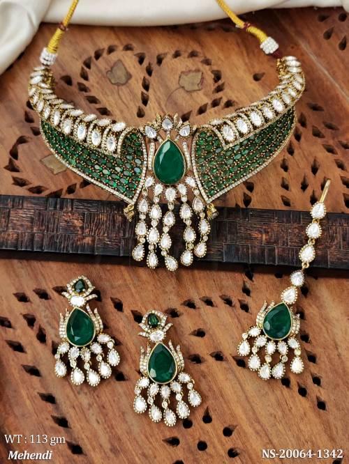 premium-kundan-mehendi-polish-necklace-with-matching-earrings-set