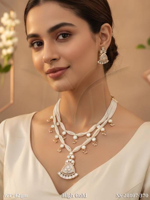 Luxury Wedding Wear Pearl and Kundan Necklace Set for Women