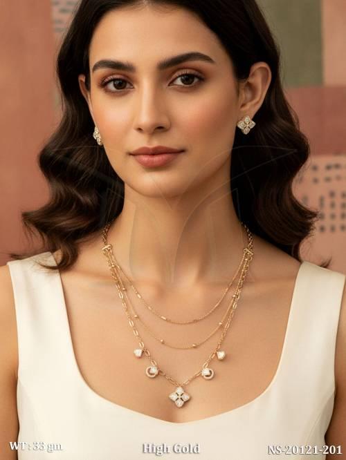 Traditional Kundan Pendant Necklace Set with Earrings