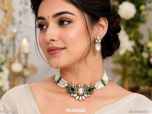 mehendi-kundan-peacock-necklace-set-with-earrings