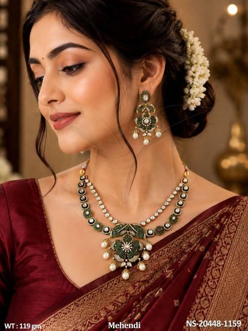 Elegant Kundan Stone Necklace Set with Matching Earrings