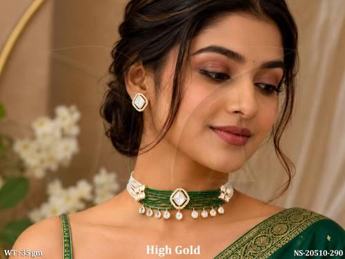 Luxurious Kundan Diamond Look Necklace Set