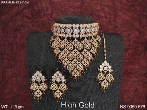 Beautiful Fill Stones Kundan Jewelry High Gold Polish Designer Party wear Kundan Choker Necklace Set 