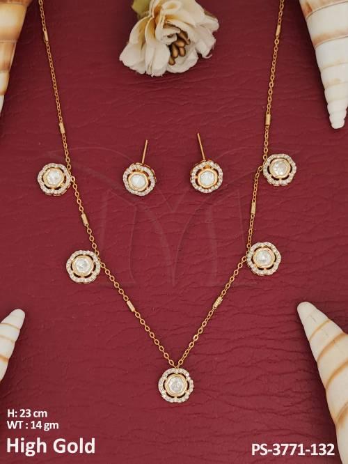 artificial-jewellery-party-wear-high-gold-polish-kundan-pendant-set-