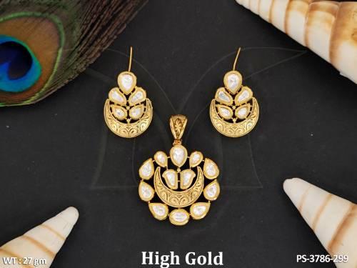 Kundan Jewellery Trendy Design Party Wear High Gold Polish Kundan Pendant Set 