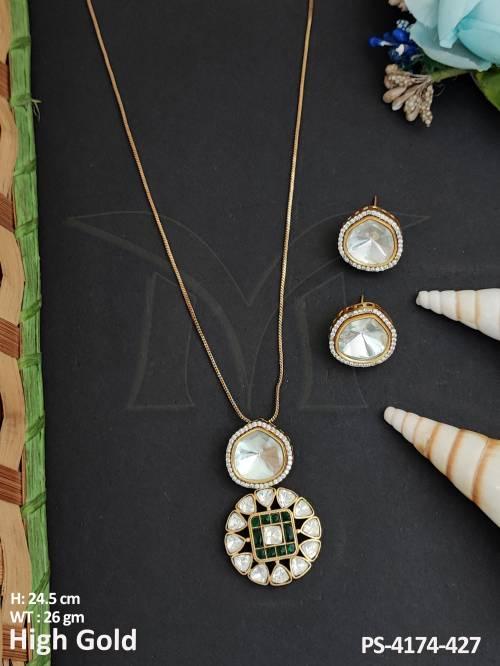 exquisite-kundan-jewellery-high-gold-polish-for-events-pendant-set-