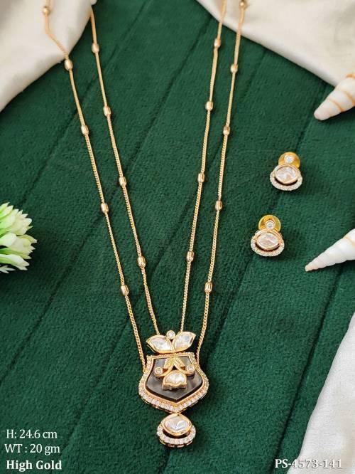 high-gold-kundan-pendant-set-elegant-layered-design-