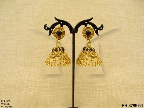 Triangular Paan Stone Kemp Earrings
