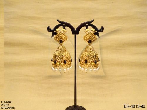 cone dome shape kemp earring detail