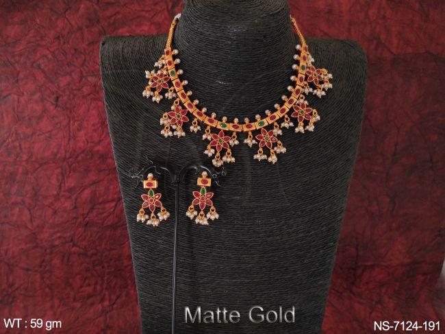 Antique Designer Beautiful Matte Gold Polish Kemp Necklace set