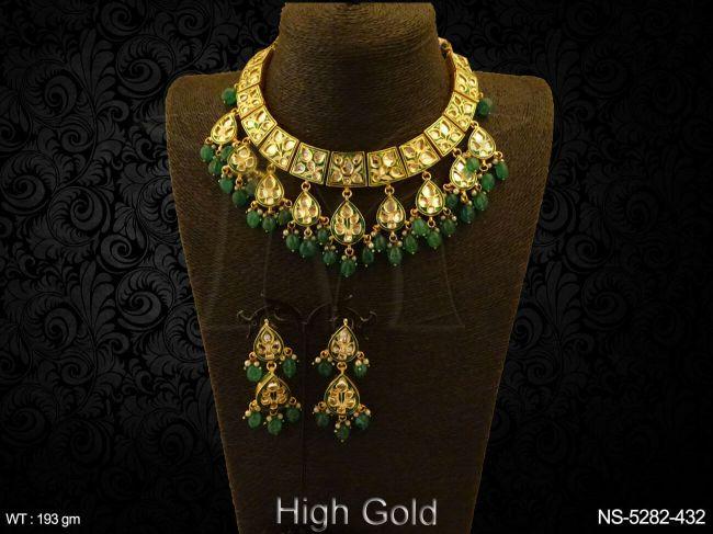 square lotus leaf stoned kundan necklace detail
