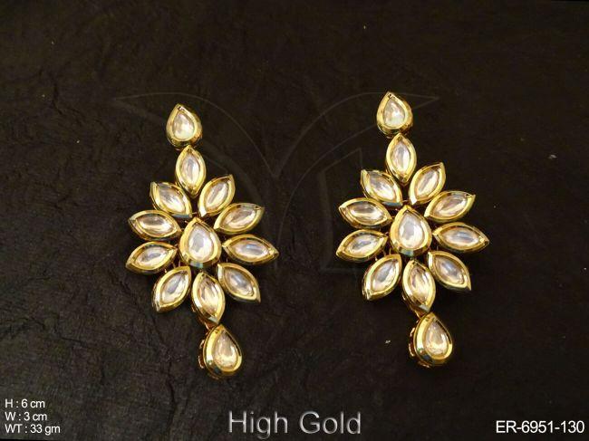 paan sunflower kundan earrings detail