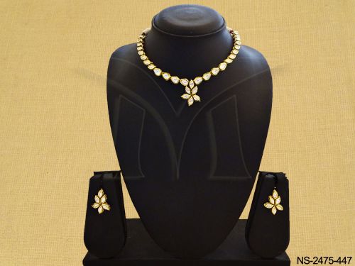 paan shape kundan necklace set detail
