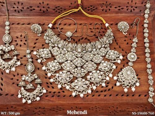 bridal-mirror-antique-mehandi-choker-necklace-set
