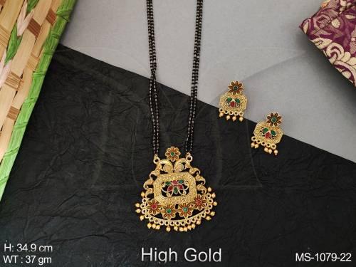 high-gold-polish-fancy-desing-party-wear-beautiful-pendant-antique-jewellery-antique-style-long-mangalsutra