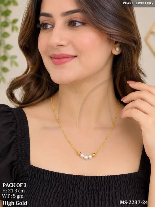 anti-tarnish-pearl-pendant-necklace-premium-high-gold-design