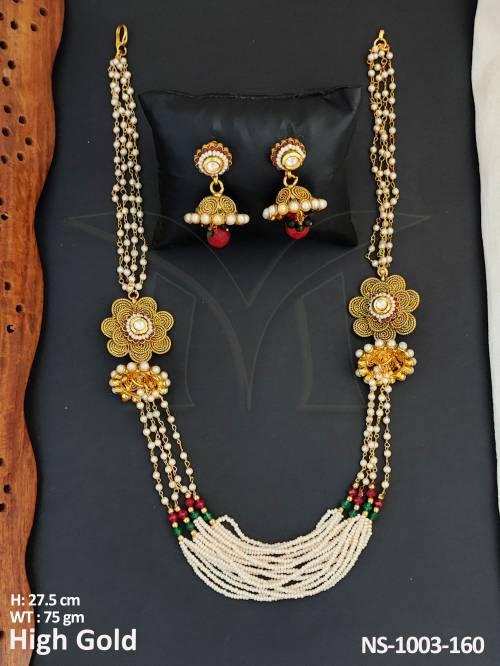 lets stylist antique necklaces sets detail